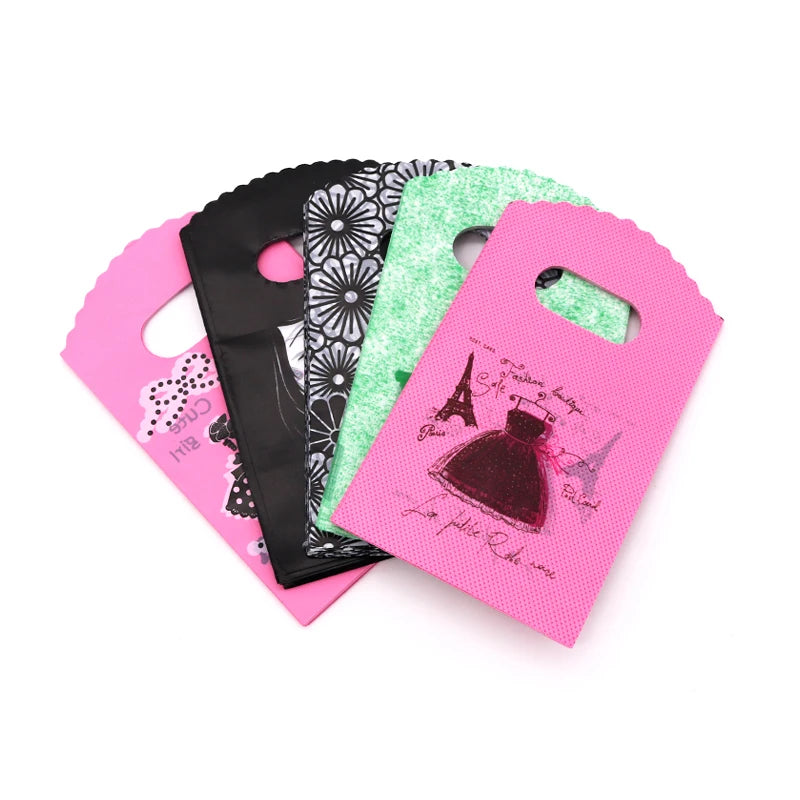 50Pcs/Lot 9x15cm Small Plastic Bags Multi Designs Gift Bag Pouches Bracelet Charms Jewelry Packaging Bags With Handles