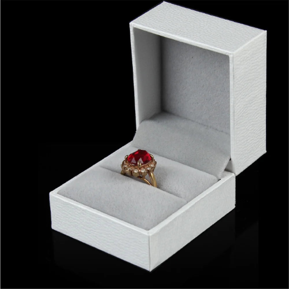 White Leather Paper Jewelry Box Necklace Ring Bracelet Earring Jewelry Storage Box Pendant Jewelry Display Case Gift Packaging