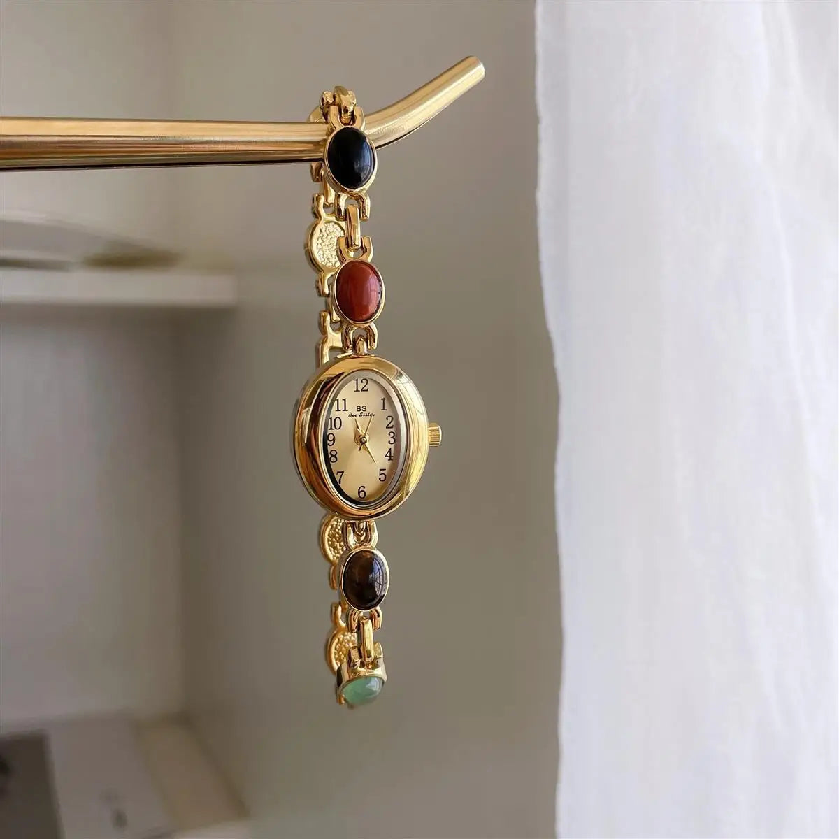 Luxury Vintage Quartz Women's Watches Fashion Natural Green Jade Bracelet Clock Numerals Small Oval Dial Watch Woman Accesories