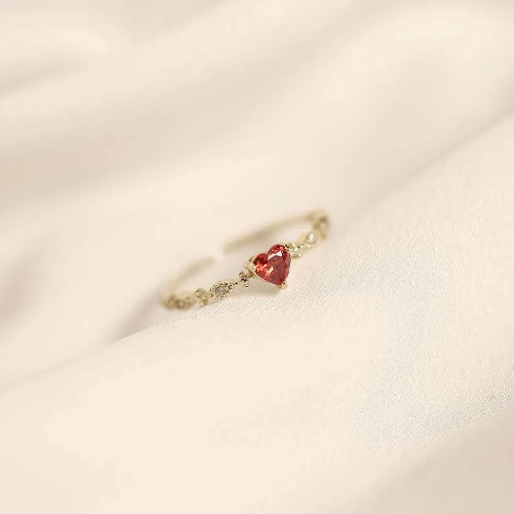Luxury Red Heart Crystal Opening Rings for Women Temperament Stainless Steel Zircon Wedding Bride Finger Jewelry Accessory Gift