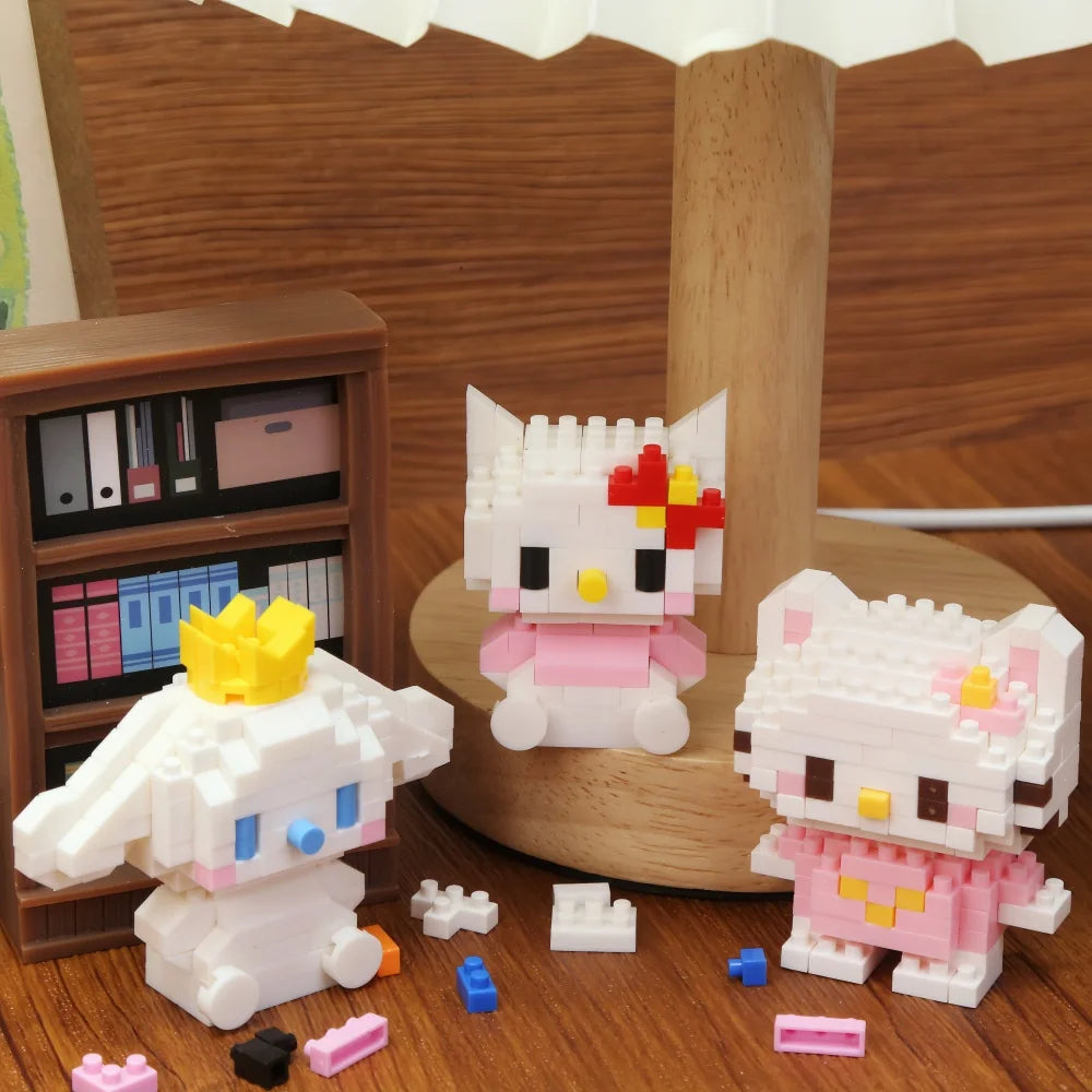 Sanrio Building Blocks – Hello Kitty & Kuromi DIY Figures