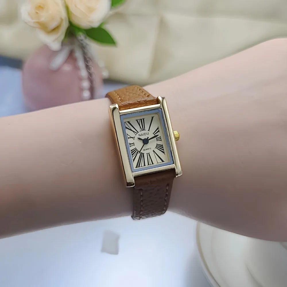 Fashion Women Quartz Wristwatches Simple Leather Strap Roman Dial Women's Watch Luxury Girl Gift Watches Hot Sale Reloj Mujer