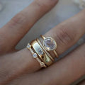 Attractive Gold Color Inlaid with White Stone Round Rings Set Fashion Party Gorgeous Engagement Wedding Rings for Women Jewelry