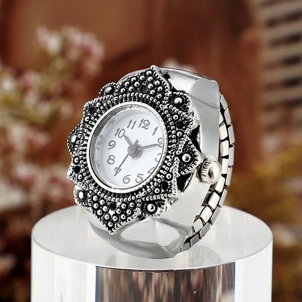 New Jewelry Clock Fashion Round Quartz Finger Rings Elastic Stretchy Rings Ring Watch Digital Watch