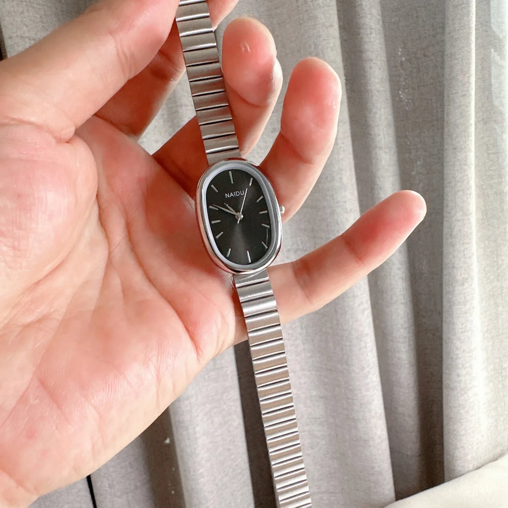 New Women's Watch Simple Chain Oval Dial Compact Korean Version Versatile Clothing Female Fashion Quartz Wristwatches