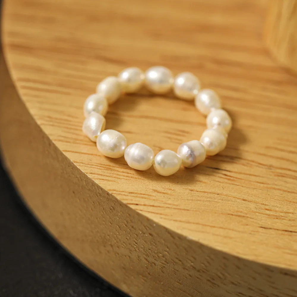 Cute Minimalist Imitation Pearl Beaded Rings for Women Korean Fashion Irregular Pearl Finger Rings New Trend Women Jewelry Gifts