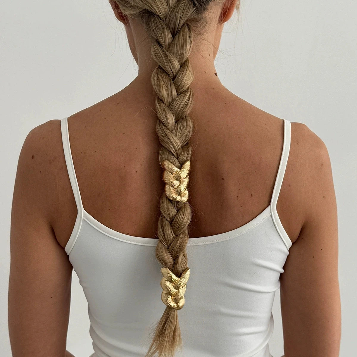 Minimalist Braided Hair Tie with Metal Accents Playful Twisted Braid Hair Accessory for Women Perfect for Everyday Wear NEW INS