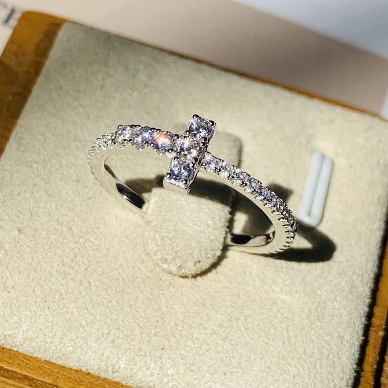Huitan Simple Stylish Cross Design Women Rings Full Paved Crystal Cubic Zirconia Delicate Bridal Ring for Wedding Trendy Jewelry