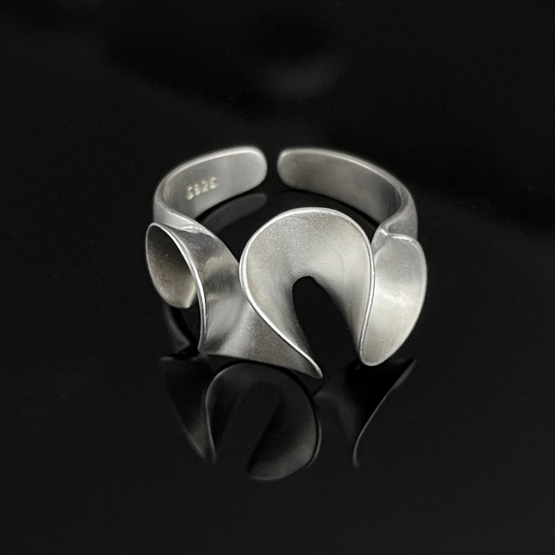 XIYANIKE Hip Hop Irregular Twist Cuff Finger Rings For Women Girl Punk Fashion New Jewelry Friend Gift Party Anillos Mujer