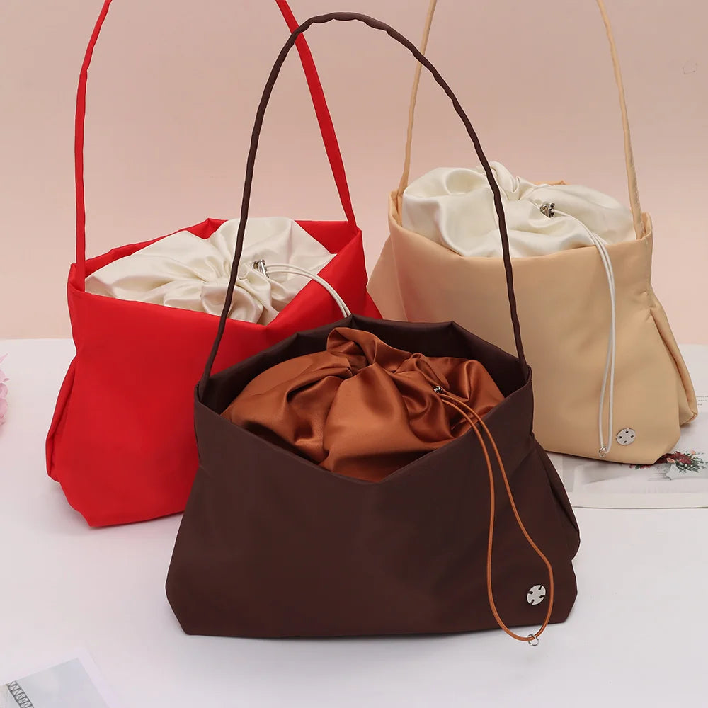Soft Surface Cloud Shaped Shoulder Bag Nylon Double Strap Crossbody Bags Large Capacity Cloud Shaped Women's Tote Bag