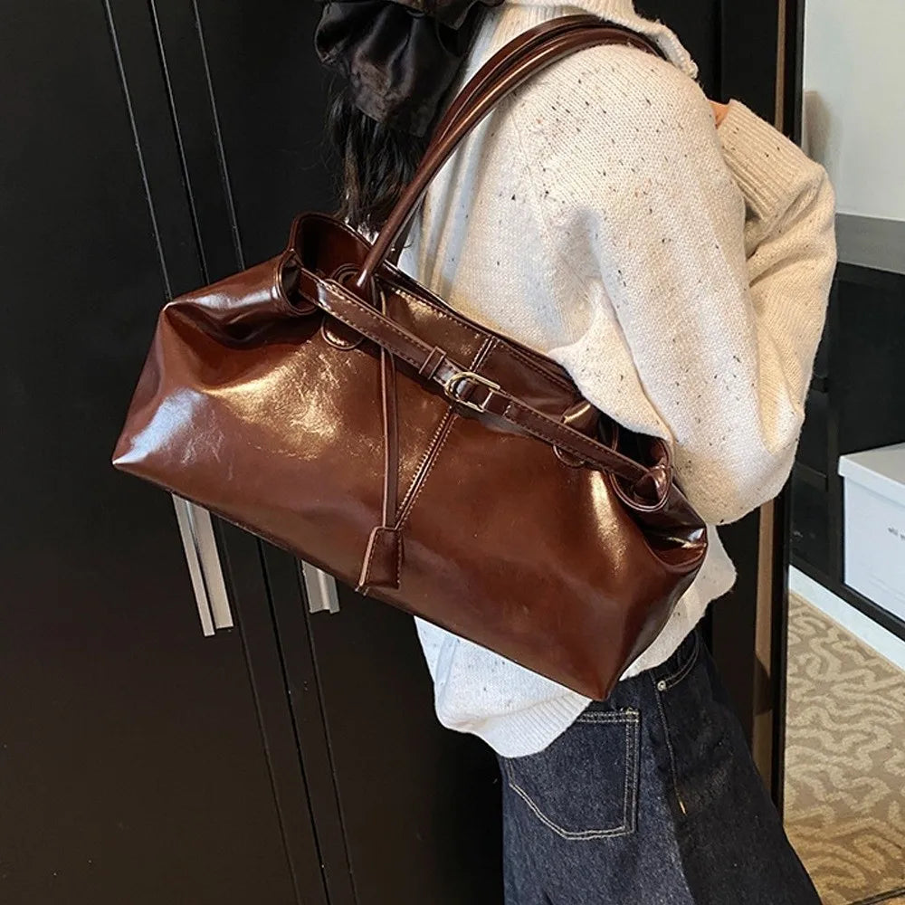 Fashion New Oil PU Leather Handbag Large Capacity Multifunctional Shoulder Bag Women Casual Tote Bag Underarm Bag for Women  ﻿
