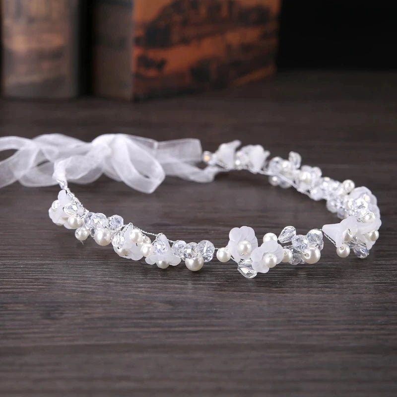 New Fashion Crystal Hair Band Headbands for Women Girls Handmade Wedding Hair Accessories White Pearl Flower Tiaras Crowns