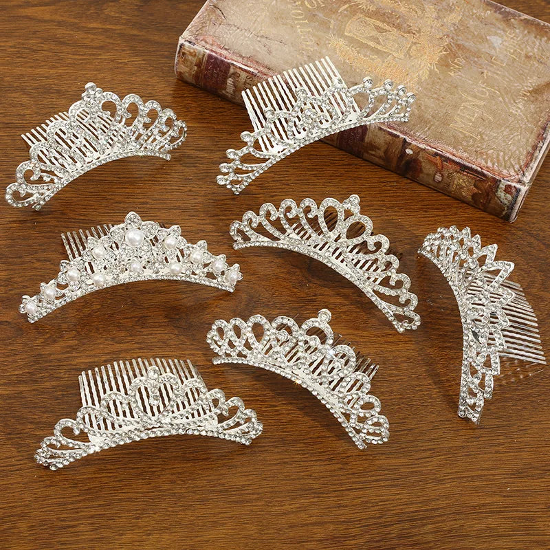 Mini Crowns Pearl Hair Comb Rhinestone Heart Shaped Tiaras Silver Color Hairpin Wedding Accessories Bridal Princess Hair Jewelry