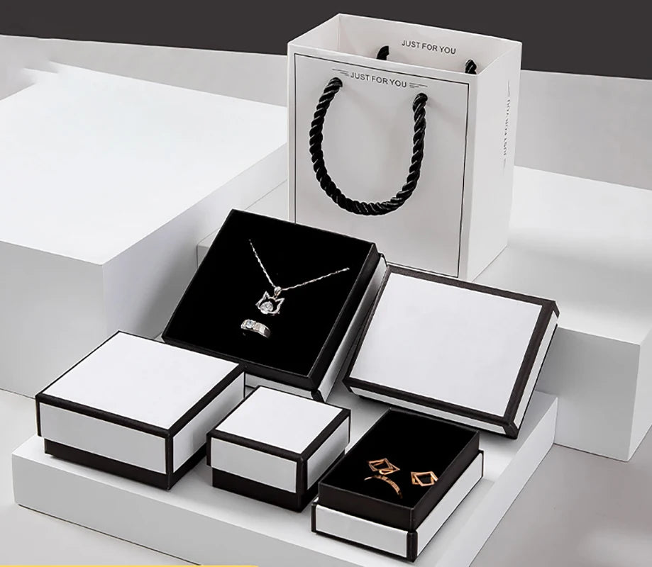 1pcs Kraft Gift Boxes Black White Paper Small Case Cardboard Rings Earrings Bracelet Necklace Jewelry Packing Carton Box