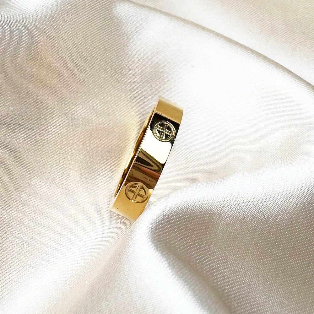 Luxury Brand Classic Cross with StoneStainless Steel Ring for Girl Women Couple Rings In Wedding Birthday Gift Never Fade