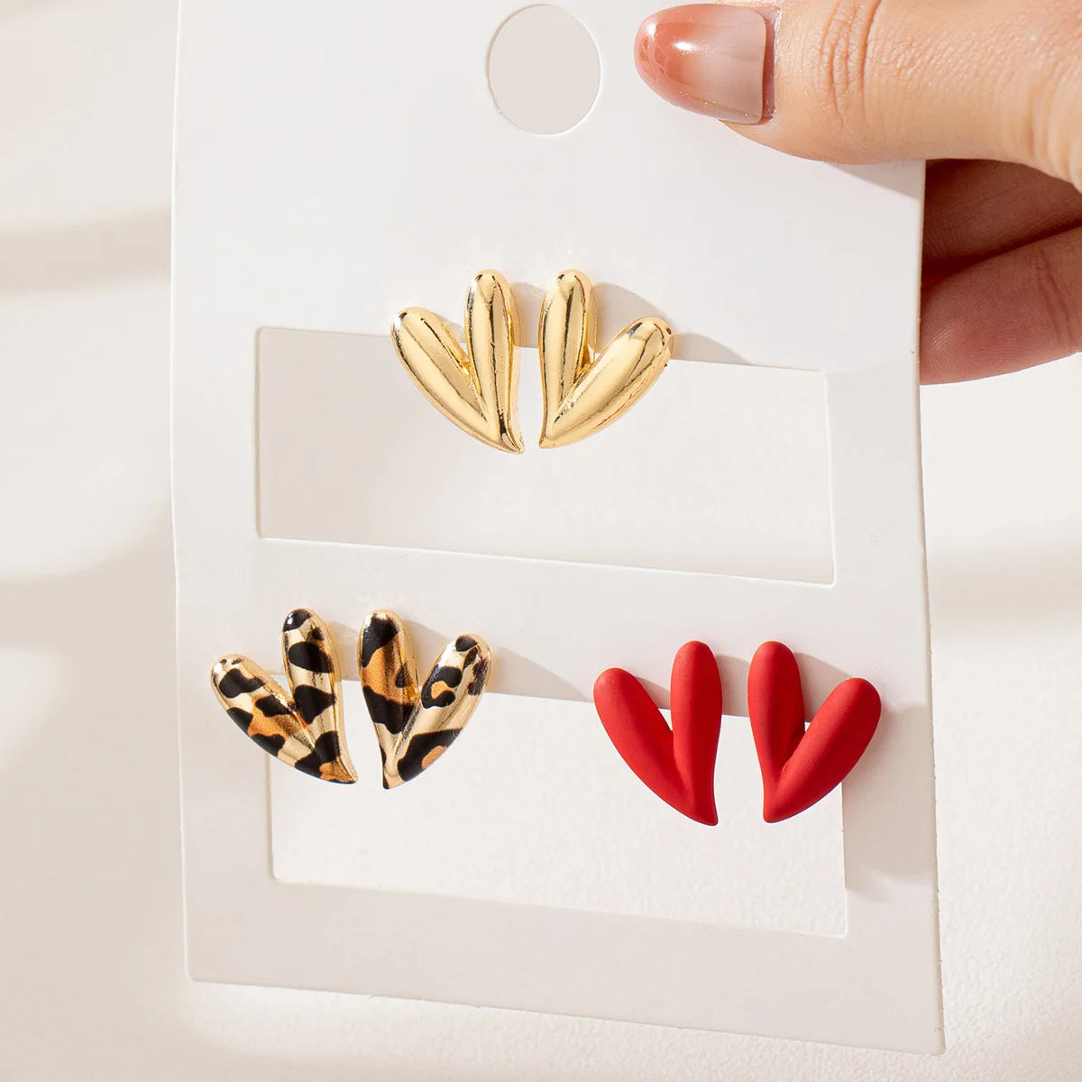 3 Pairs Elegant Design Metallic Enamel Leopard Love Heart Earring Sets Suitable for Party Valentine's Day Give To A Friend Gifts