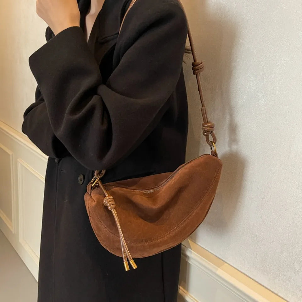 Frosted Retro Bag for Women 2025 New Autumn and Winter Niche Design Faux Suede Shoulder Messenger Commuter Dumpling Underarm Bag