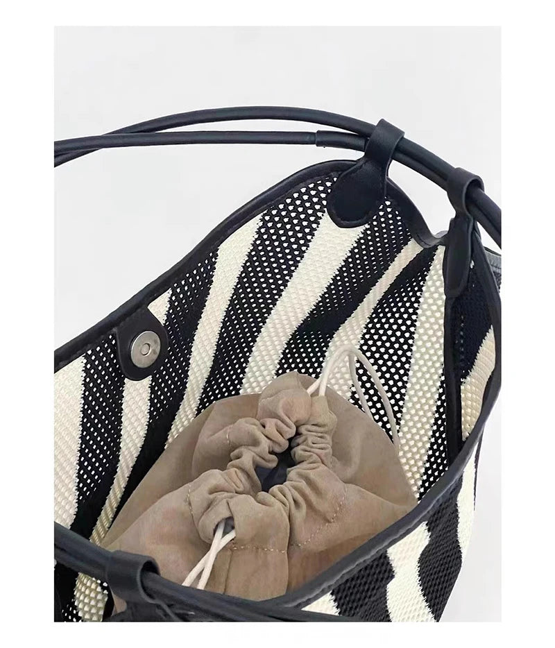 HIGHREAL Forest Lazy Style Crossbody Bag Bohemian Handmade Grass Woven Bag Leisure Vacation Beach Women's Woven Dumpling Bun