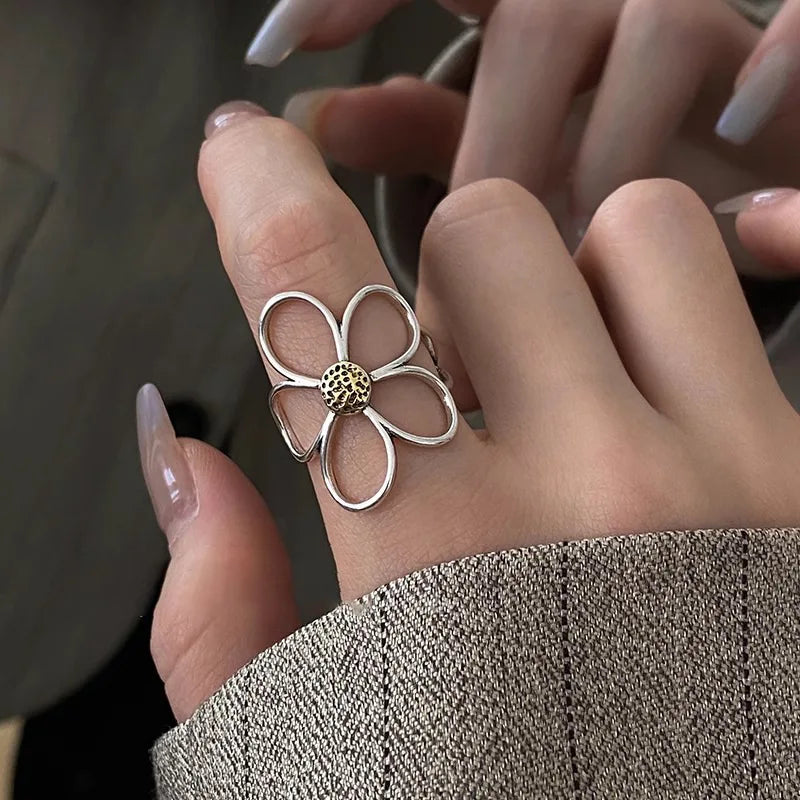 925 Sterling Silver Vintage Flower Ring for Women