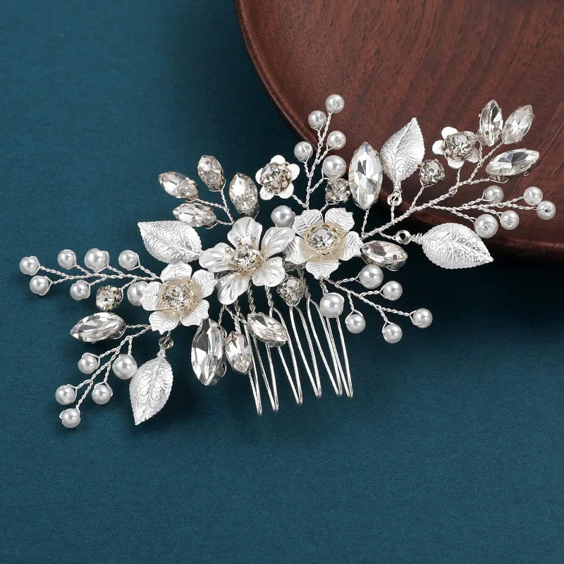 2026 New Hair Comb Wedding Hair Accessories Lady Pearl Flower Hairpin Bridal Tiaras Exquisite Prom Hair Jewelry Marriage Bijoux