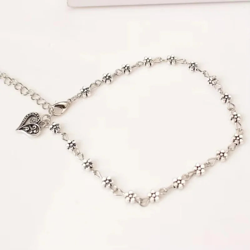 2025 New Fashion Exquisite Ankle Chain Tibetan Silvery Hollow Mahogany Heart Woman Plum Blossom Ankle New Product Launch