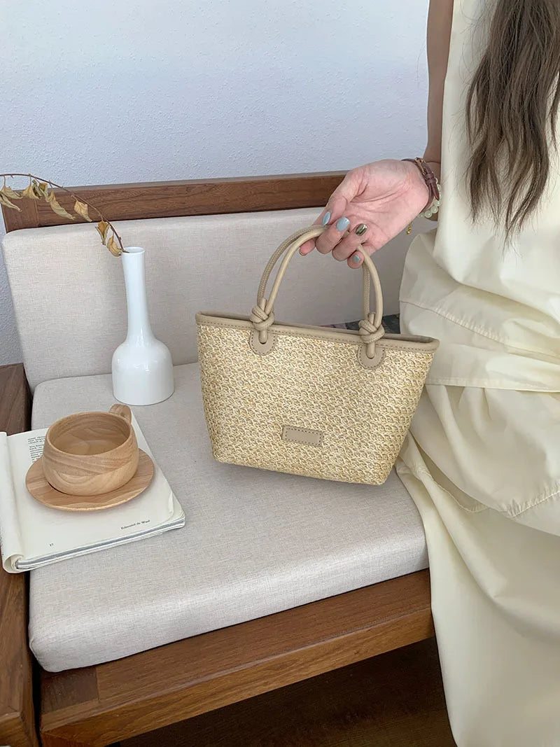 Summer Vacation Women's Beach Straw Shoulder Bag Retro Design Ladies Portable Crossbody Bags Knot Basket Woven Tote Handbags