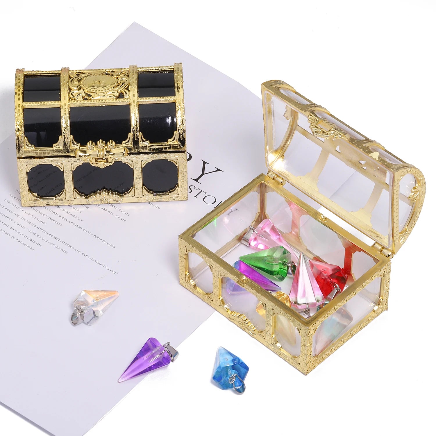 1Pcs Vintage Transparent Storage Organizer Box Treasure Chest Pirate Treasure Box Crystal Gem Jewelry Box Plastic Earrings Chest