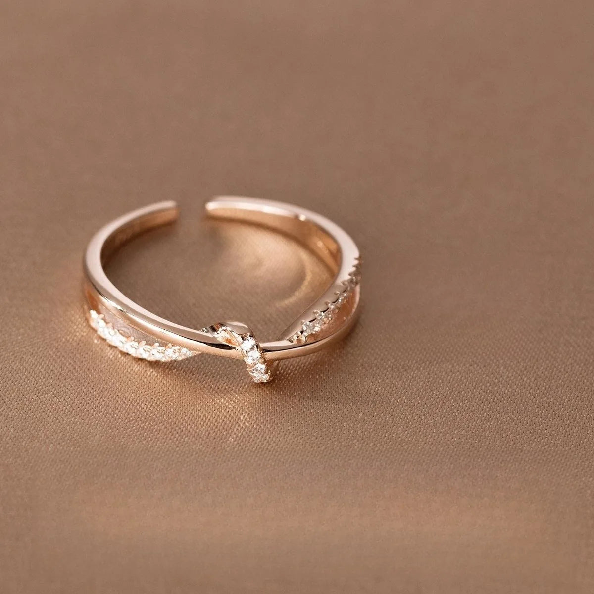 925 Sterling Silver Cross Knotting Zircon Rings For Women Girls Wedding Luxury Jewelry Accessories Jewellery Argent 925