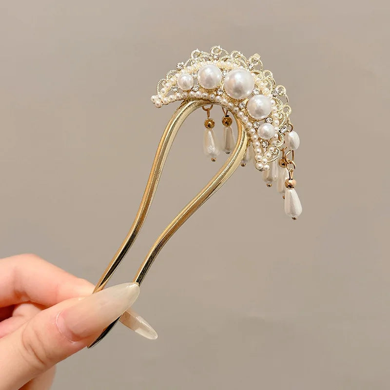 2025 New Hairpin Female Disc Hair Artifact U-shaped Fixed Four Toothed Insert Comb Hairpin Ancient Style Flower Headpiece