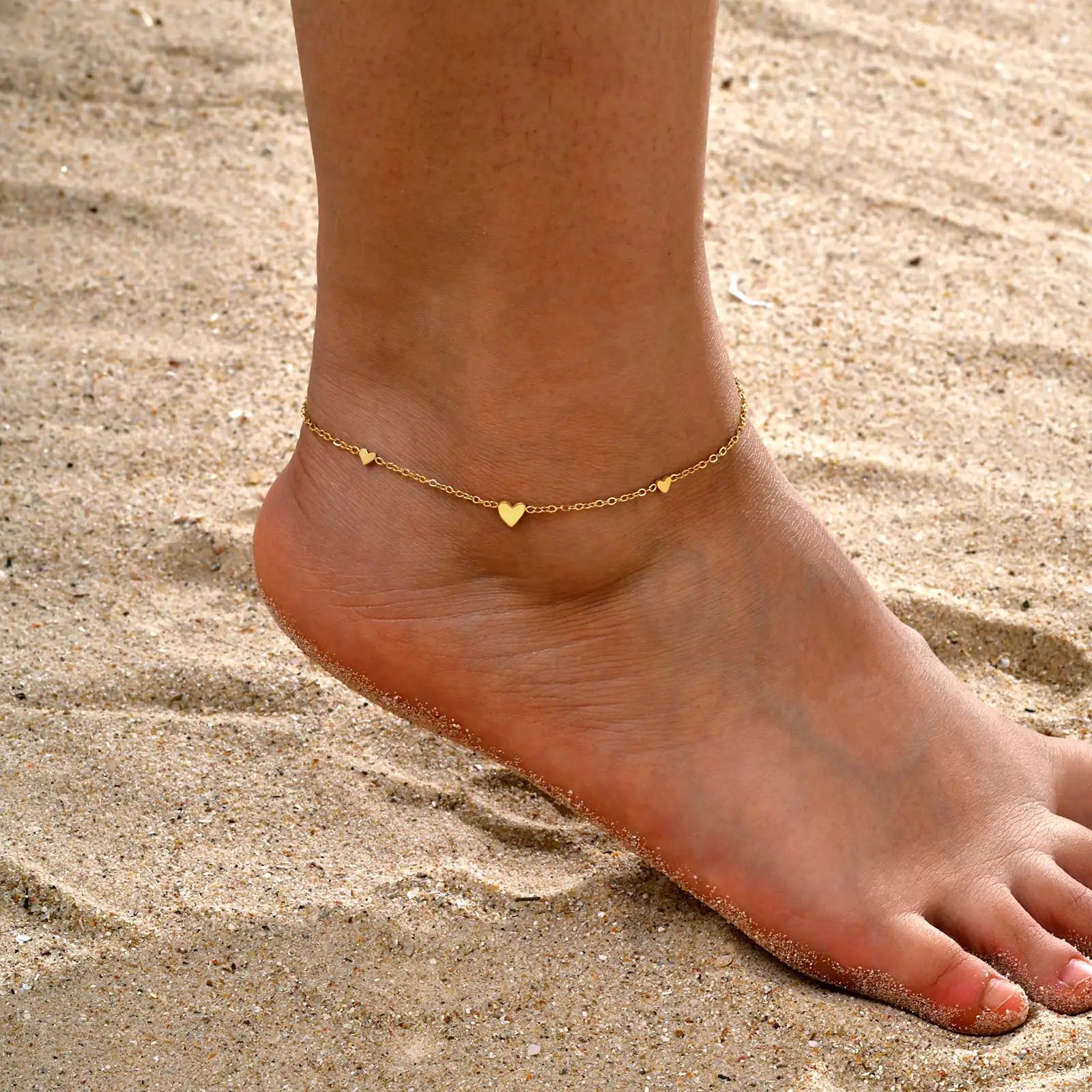 Stainless Steel Heart Anklets for Women, Gold Plated Delicate Anklet Bracelet, Light Luxury Foot Jewelry Party Gifts for Girl