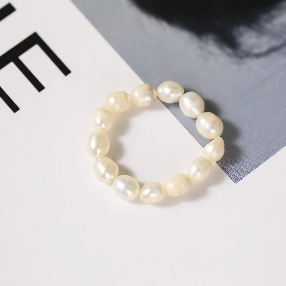 Cute Minimalist Imitation Pearl Beaded Rings for Women Korean Fashion Irregular Pearl Finger Rings New Trend Women Jewelry Gifts