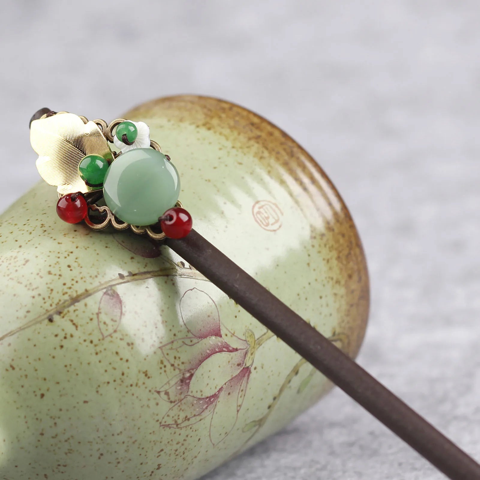 Ethnic Style Hairpin Chinese Hair Stick For Women Tassel Wooden Hair Clasp Chopstick Vinatge Tiara Pearl Floral Hair Bun Jewelry