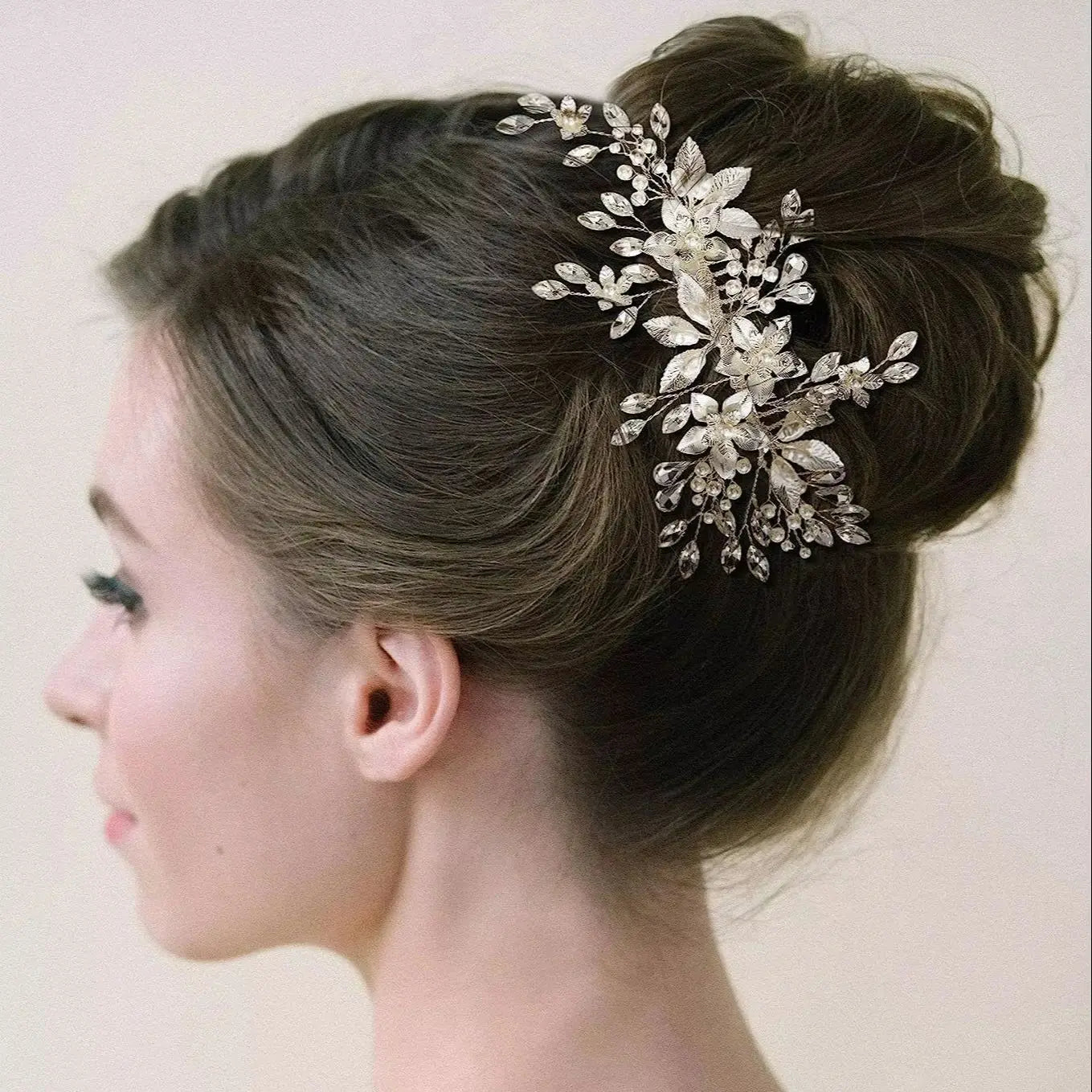 Silver Color Flower Hair Comb Wedding Hair Jewelry Fashion Pearl Rhinestone Hair Clip Bridal Party Tiaras Luxury Side Barrettes