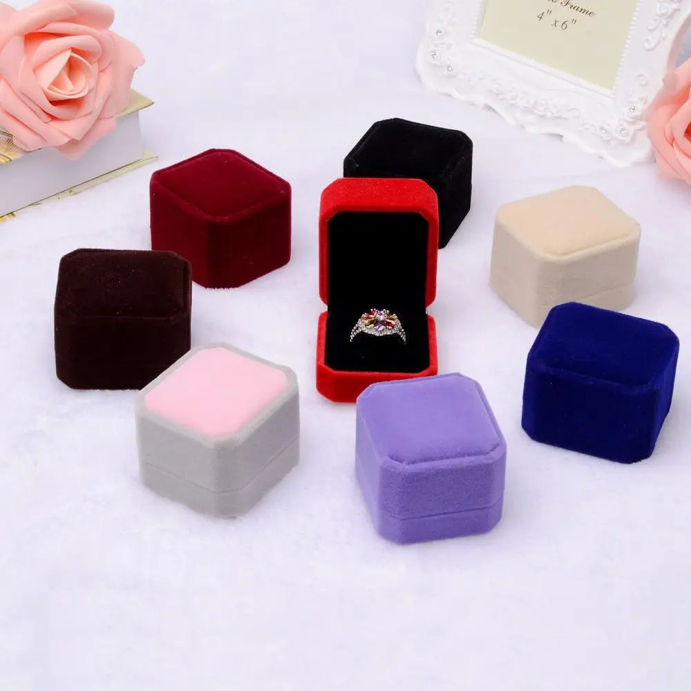 Square Red Engagement Velvet Earring Ring Box Organizer For Valentine Day Gift Wedding Ring Showcase Jewelry Packaging Wholesale