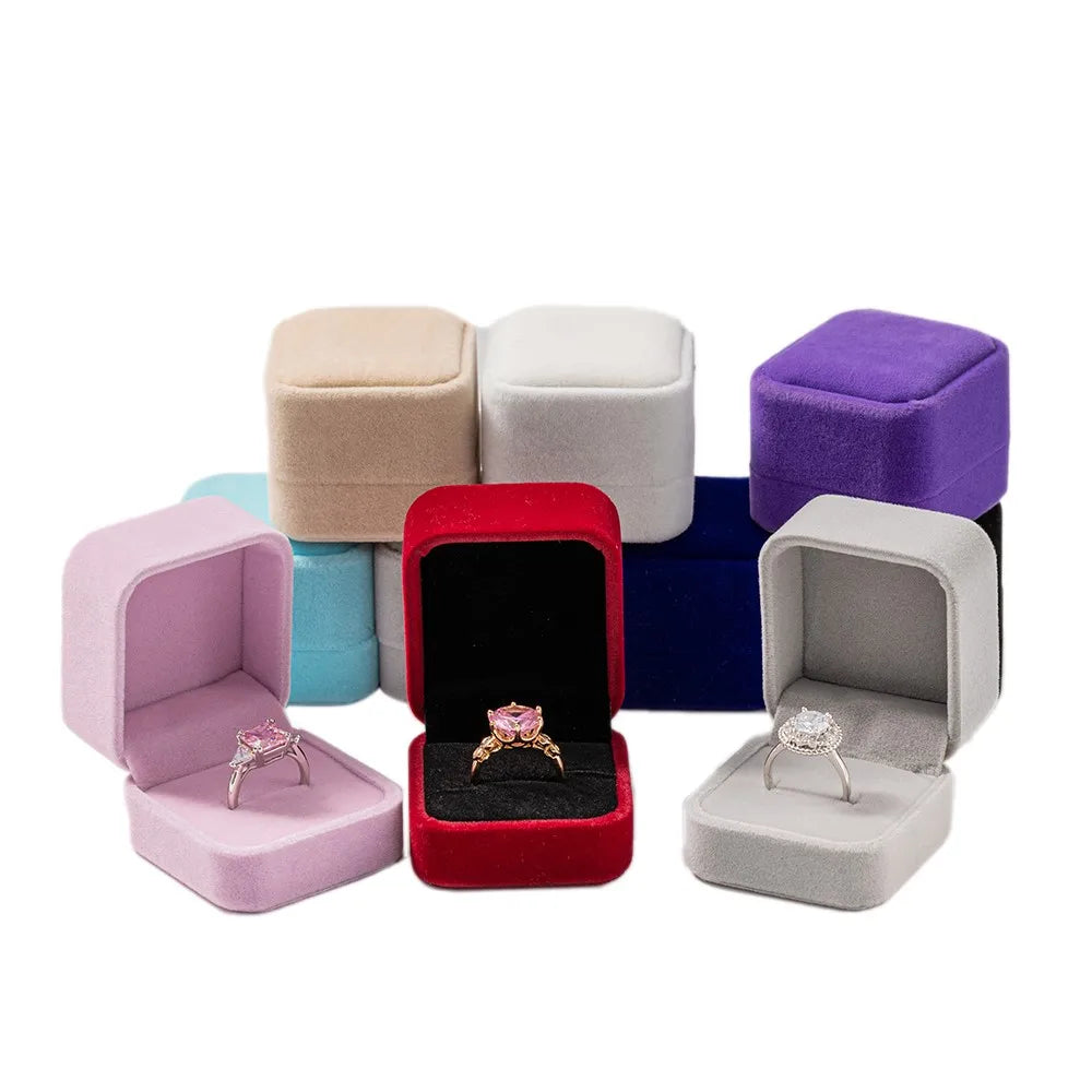 Square Red Engagement Velvet Earring Ring Box Organizer For Valentine Day Gift Wedding Ring Showcase Jewelry Packaging Wholesale