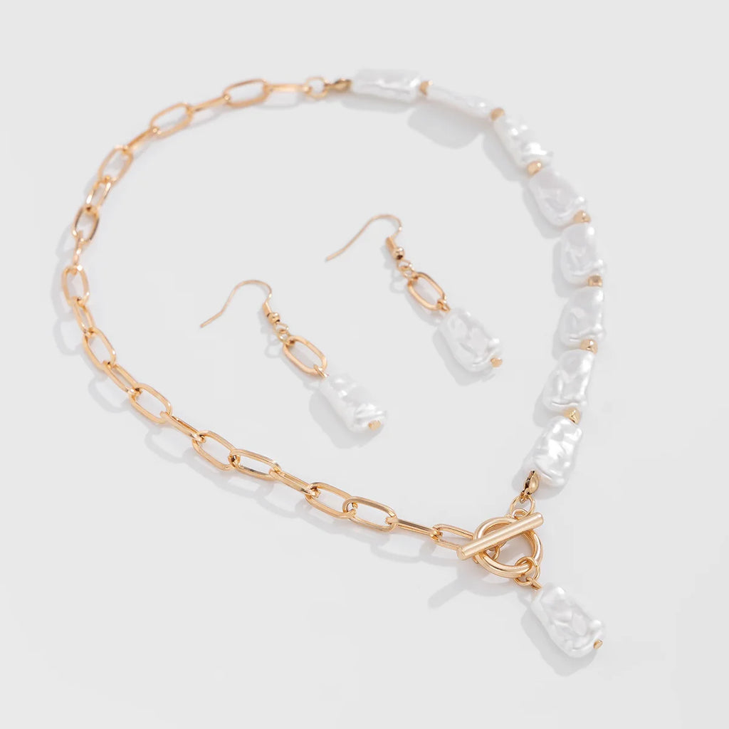Boho Pearl Necklace Set