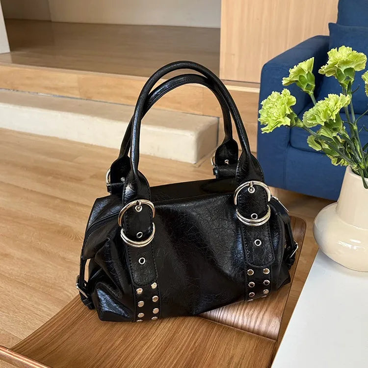 Fashion Rivet Women Shoulder Bag PU Leather Hot Girl Motorcycle Bag Bolsa Feminina Female Underarm Bag Ladies Big Handbag Black