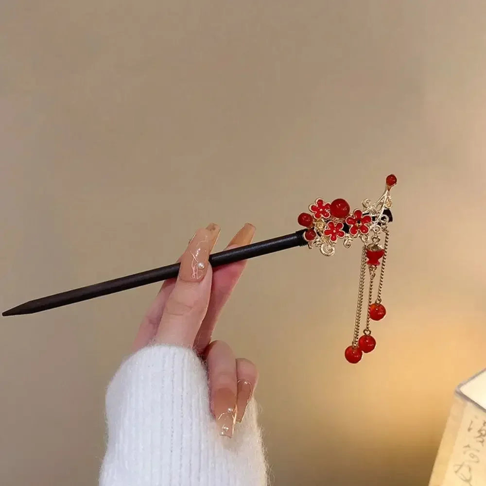 Fashion Retro Red Hair Stick Vintage Ancient Style Chinese Hairpin Headwear Handmade Multi-purpose Red Rose Fringe Hairpin