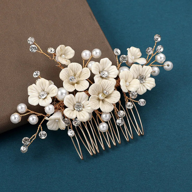 2026 New Hair Comb Wedding Hair Accessories Lady Pearl Flower Hairpin Bridal Tiaras Exquisite Prom Hair Jewelry Marriage Bijoux