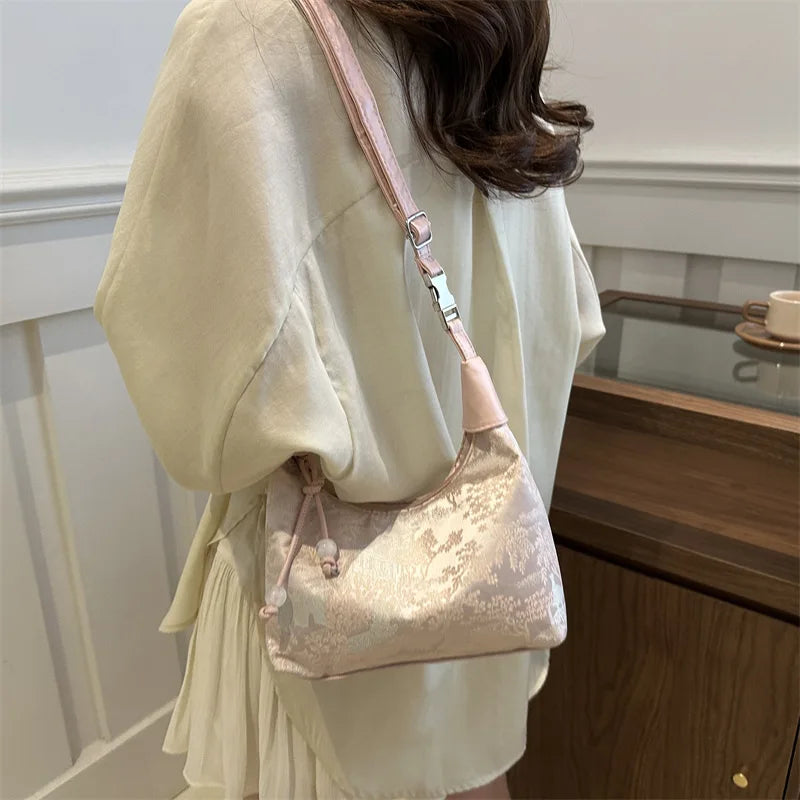 Designer Luxury Bags Woman Sweet Embroidery Shoulder Bag Nylon Texture Pearl Pendant Crossbody Handbag Bucket Handbag Women Girl