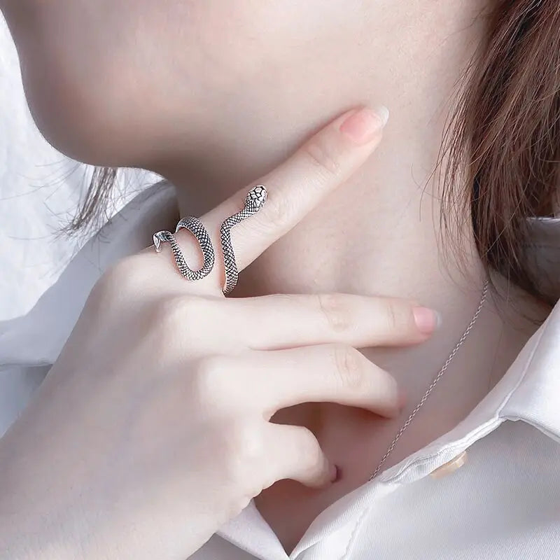 Retro Snake Python Ring For Men Women Silver Color Punk Gothic Alloy Open Ring Handmade Designer Jewelry Unisex Accessories Gift
