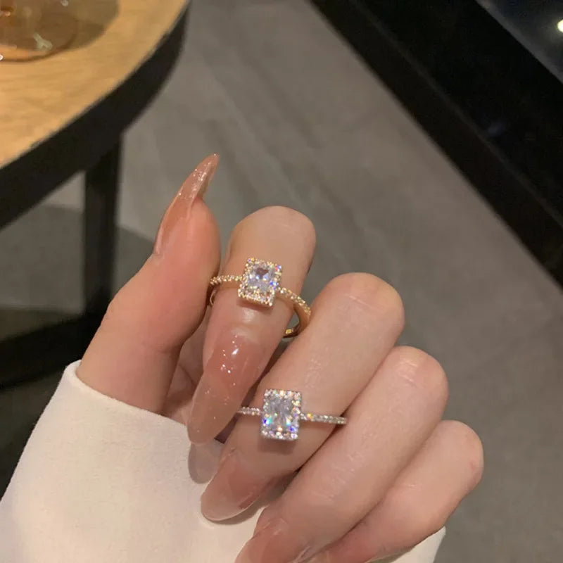 Luxury Classic Square Zircon Wedding Engagement Rings for Women Exquisite Open Adjustable Geometry Shine Rings Charm Jewelry
