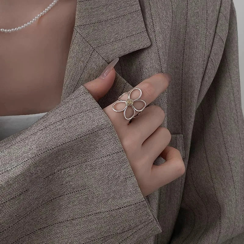 925 Sterling Silver Vintage Flower Ring for Women