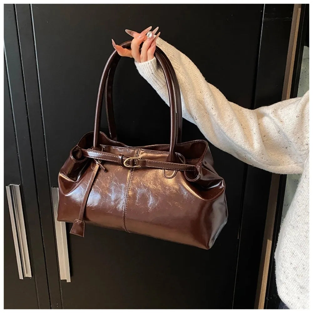 Fashion New Oil PU Leather Handbag Large Capacity Multifunctional Shoulder Bag Women Casual Tote Bag Underarm Bag for Women  ﻿