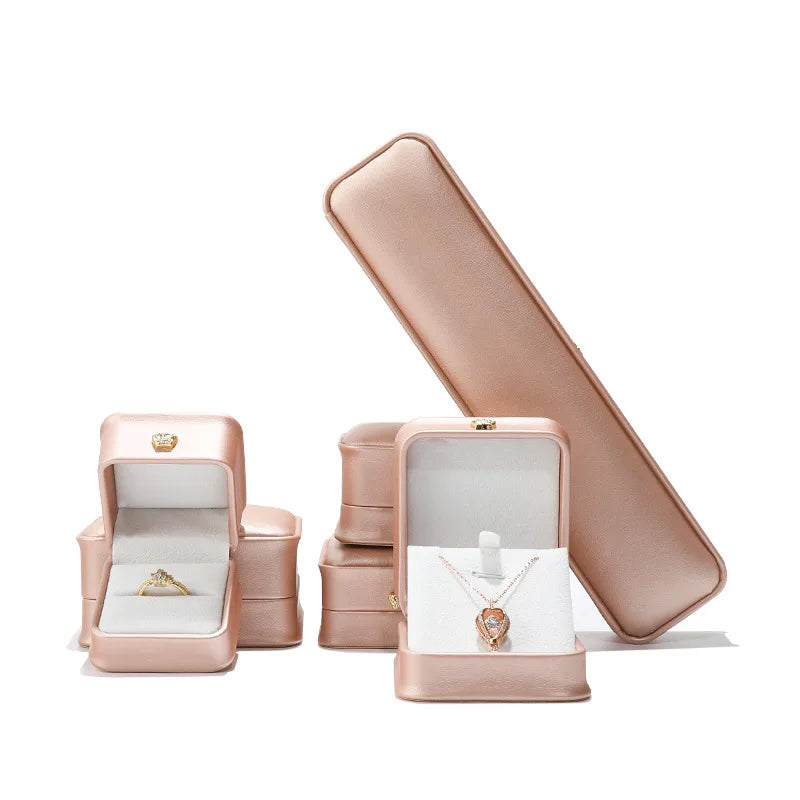 1Pc Leather Jewelry Organizer Wedding Ring Box Pendant Bracelet Necklace Storage Case Gift Packaging Display Box Wholesale