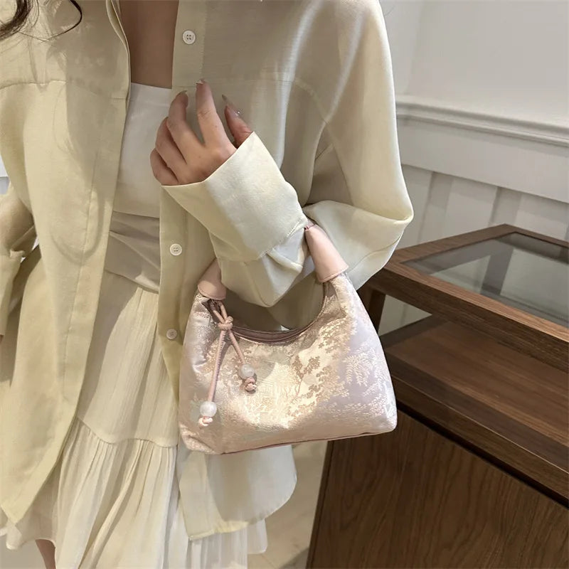 Designer Luxury Bags Woman Sweet Embroidery Shoulder Bag Nylon Texture Pearl Pendant Crossbody Handbag Bucket Handbag Women Girl