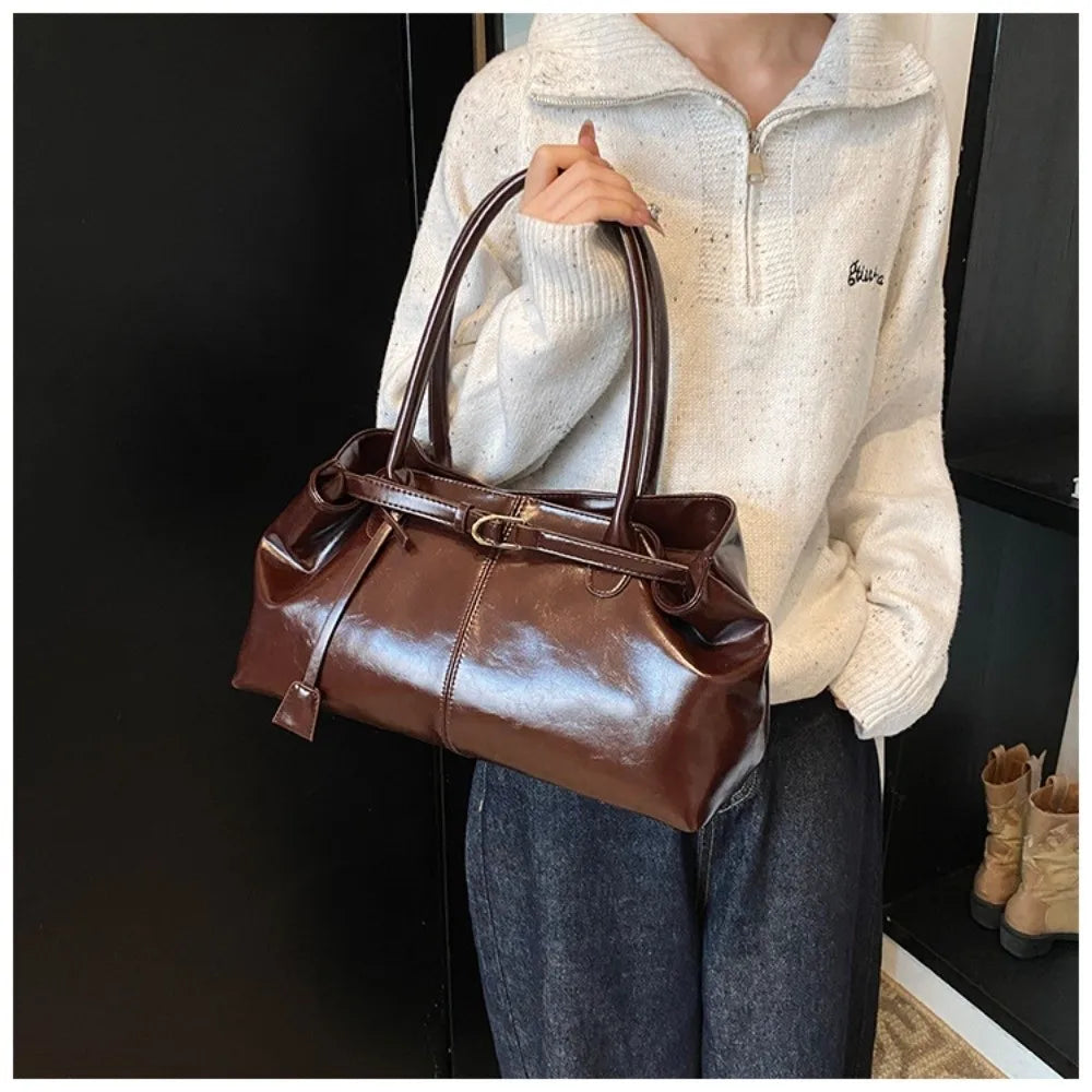 Fashion New Oil PU Leather Handbag Large Capacity Multifunctional Shoulder Bag Women Casual Tote Bag Underarm Bag for Women  ﻿