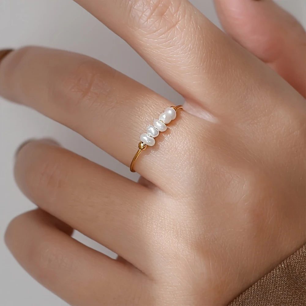 EManco Fashion Freshwater Pearls High Quality Stainless Steel Gold-Plated Round Rings Holiday Jewelry Gifts Wholesale