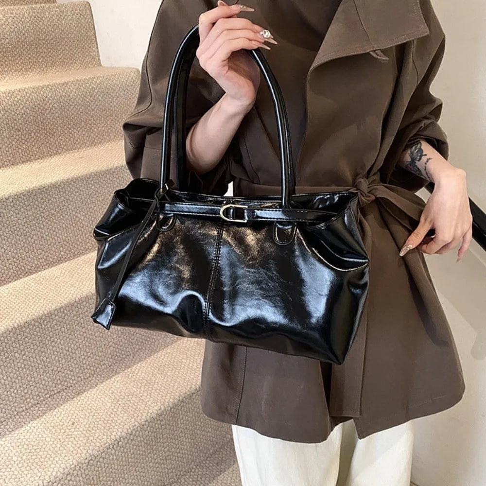 Fashion New Oil PU Leather Handbag Large Capacity Multifunctional Shoulder Bag Women Casual Tote Bag Underarm Bag for Women  ﻿