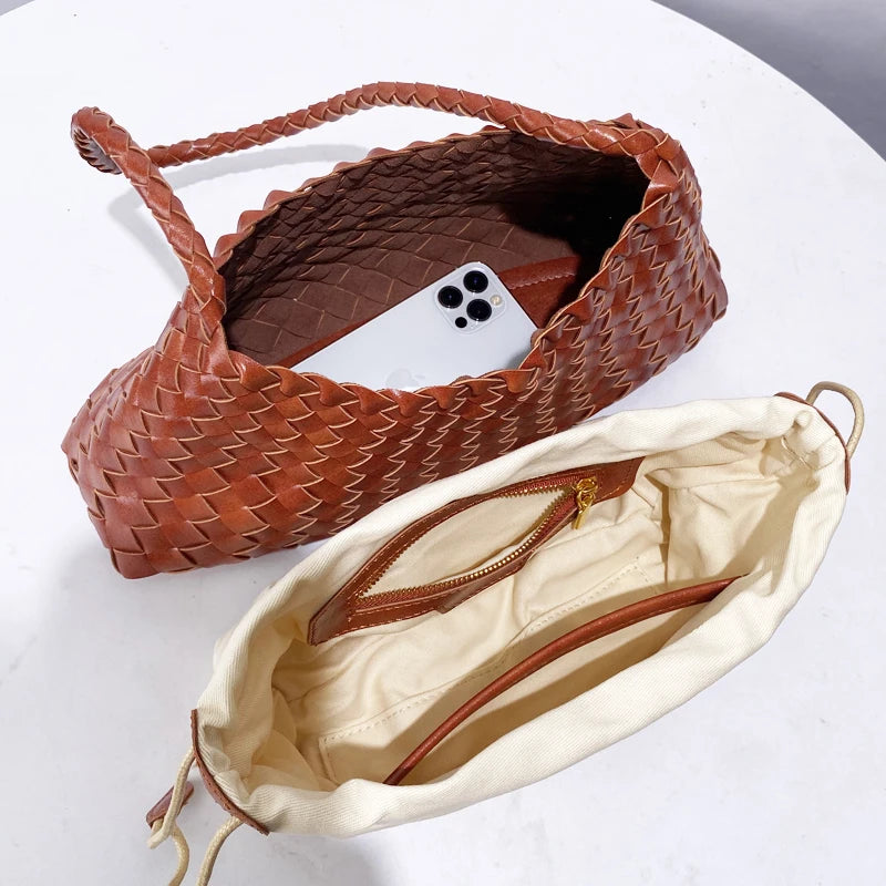 Classic Hand Woven Shell Bags For Women Luxury Designer Handbag and Purses 2025 New In PU With Inner Pocket Small Shell Shoulder